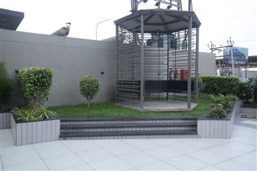 LUXURIA_TRADE_HUB